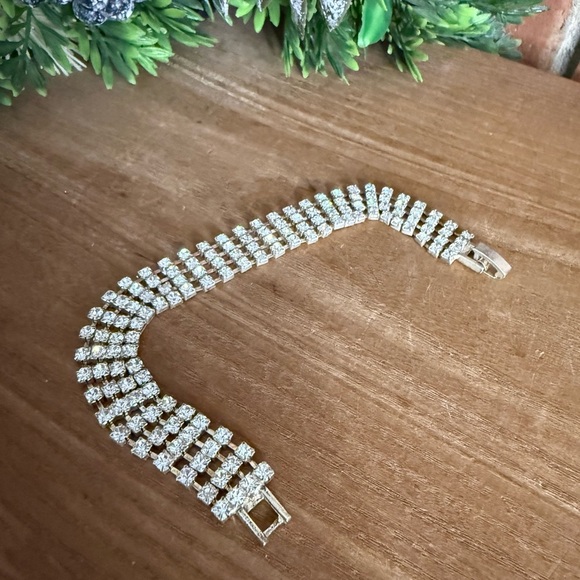 Vintage 1974 Elegant Crystal Tennis Silver Bracelet - Picture 3 of 12